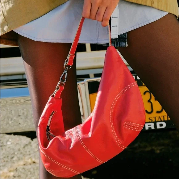 Free People Real World Clutch in Red NWT - Picture 2 of 15